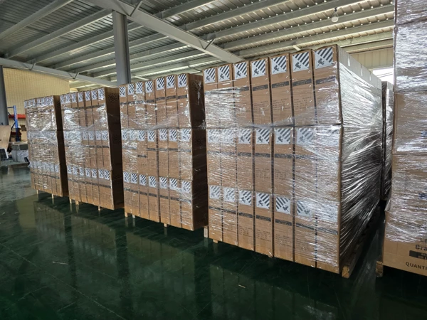 Container loading of solar street lights for Nigeria shipment Container loading of solar street lights for Nigeria shipment