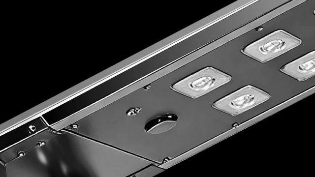 Durable integrated housing design of all in one solar street light