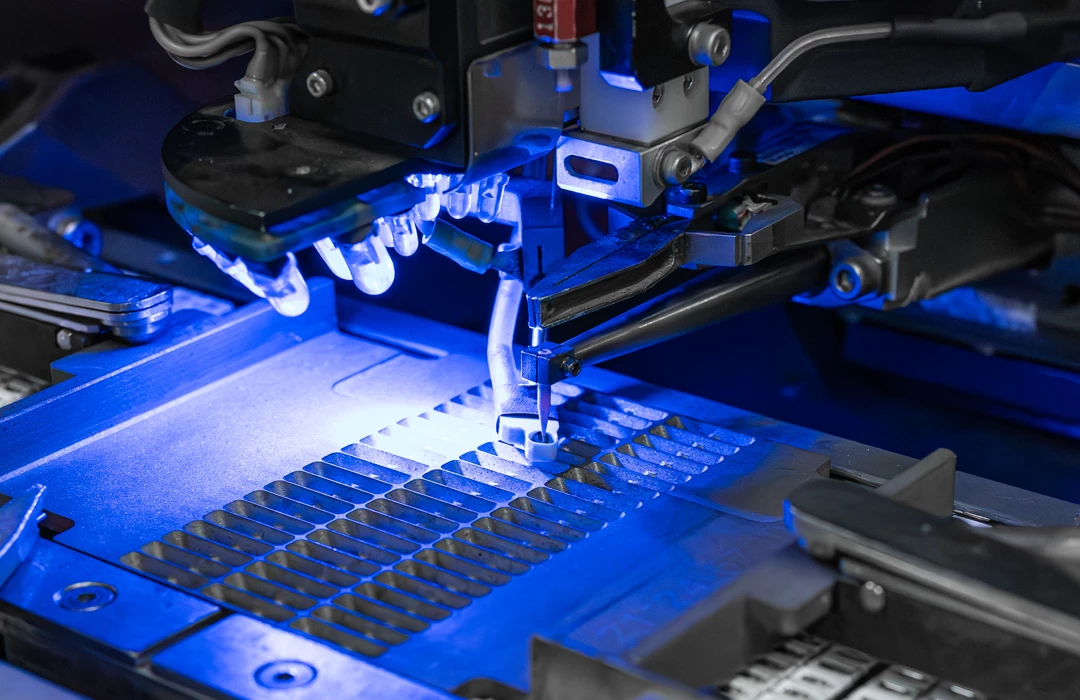 Queneng upgrading automated manufacturing and intelligent solar lighting systems in 2024