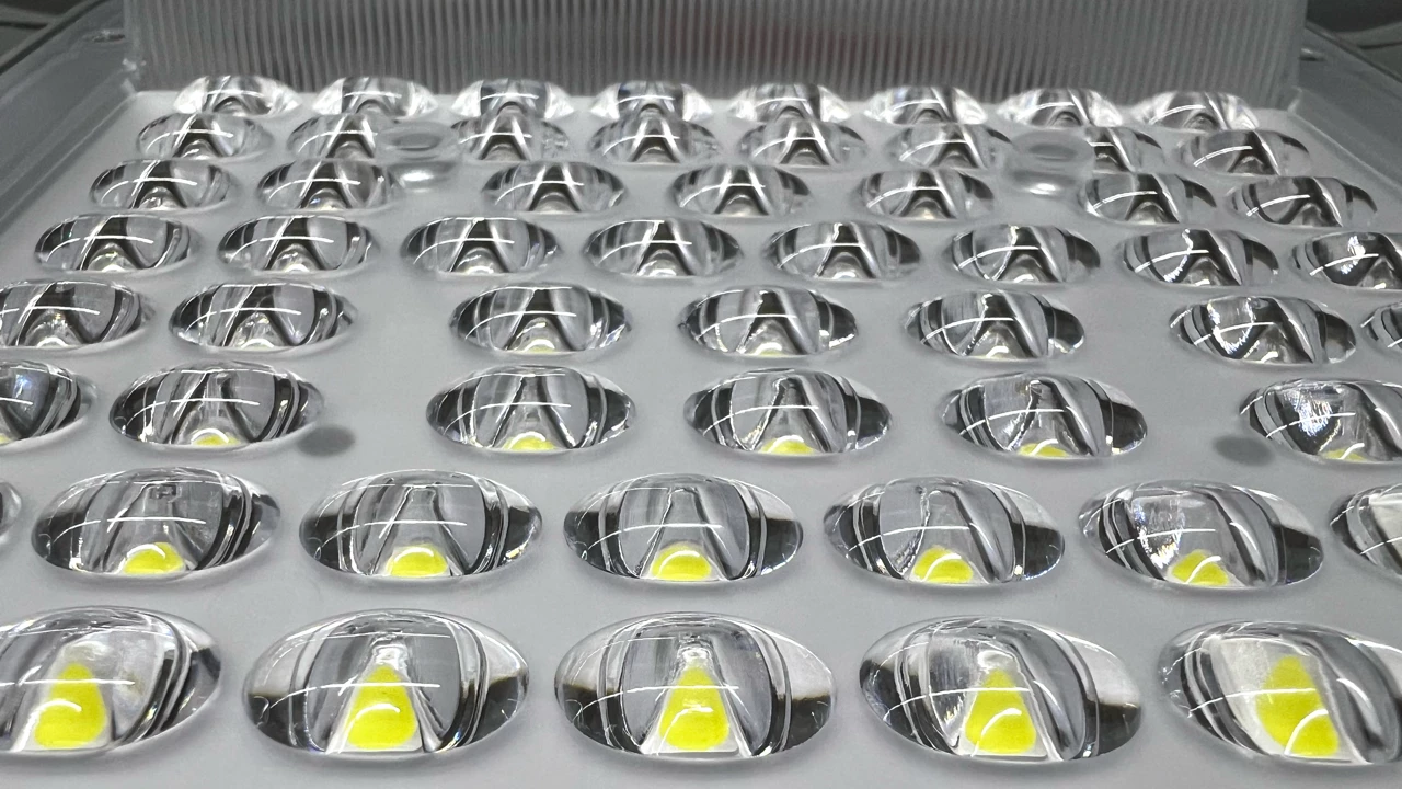 Solar street light optical laboratory